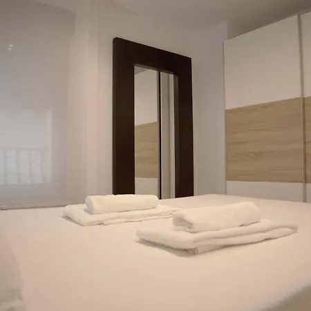 Apartment Rua Do Sal 1º