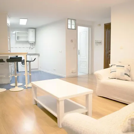 Apartment Rua Do Sal 1º